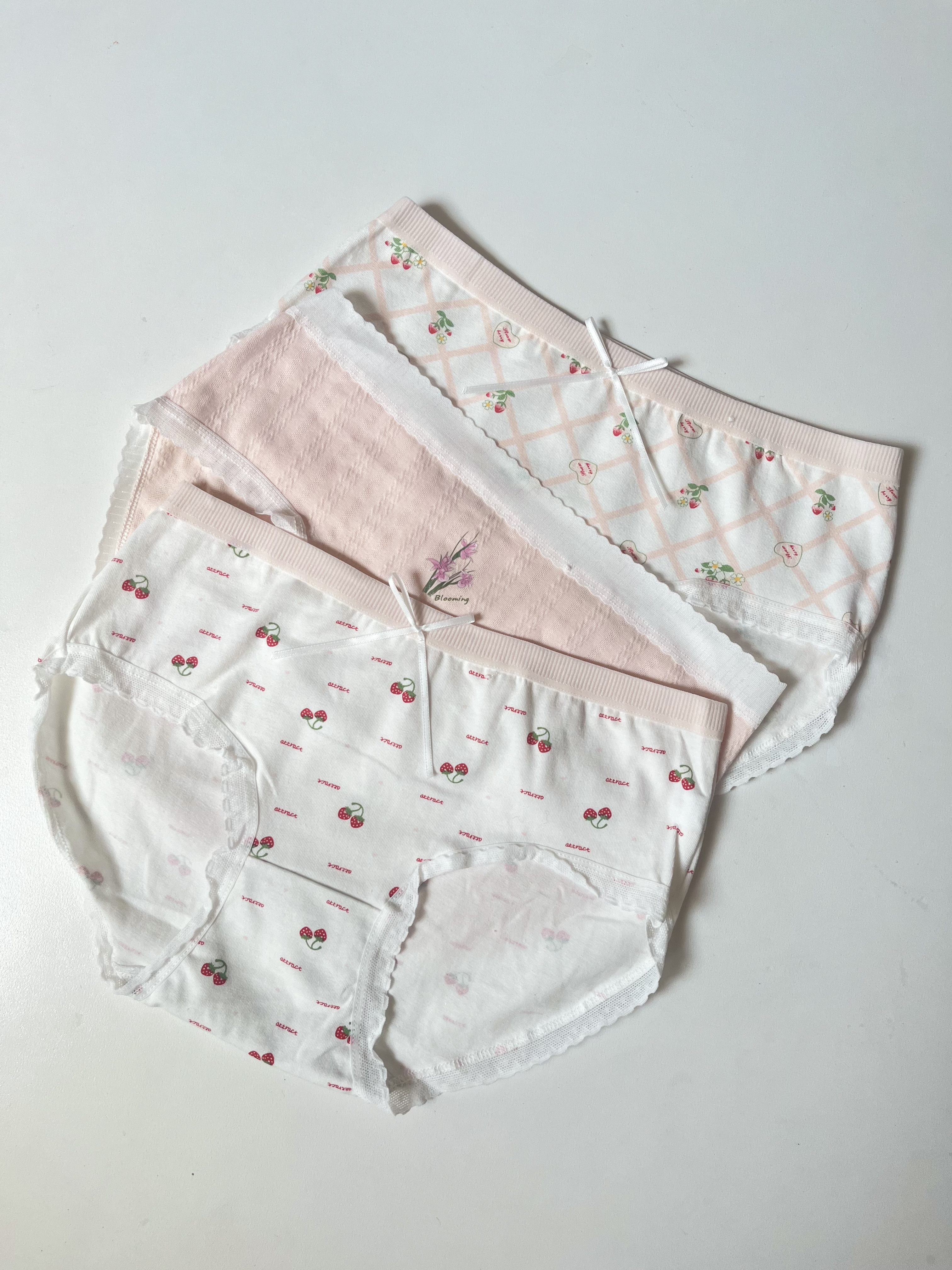 شورت نخ پنبه راحتی توت فرنگی 🍓🌈